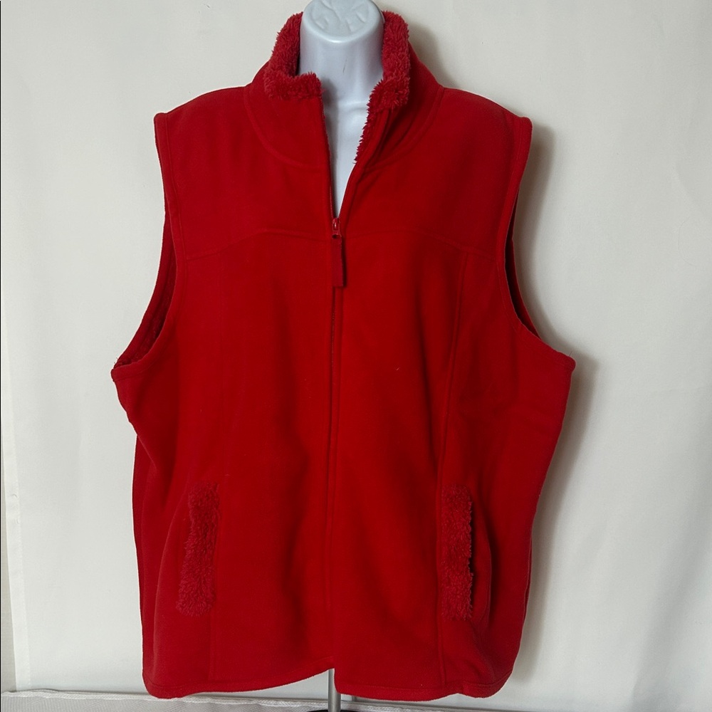 Jane Ashley Women’s 2X  Red Sleeveless Top Soft Lined Zip Front Fleece Vest
